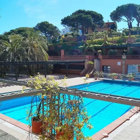 House - 2 Bedrooms With Pool Young People Group Not Allowed - 07523